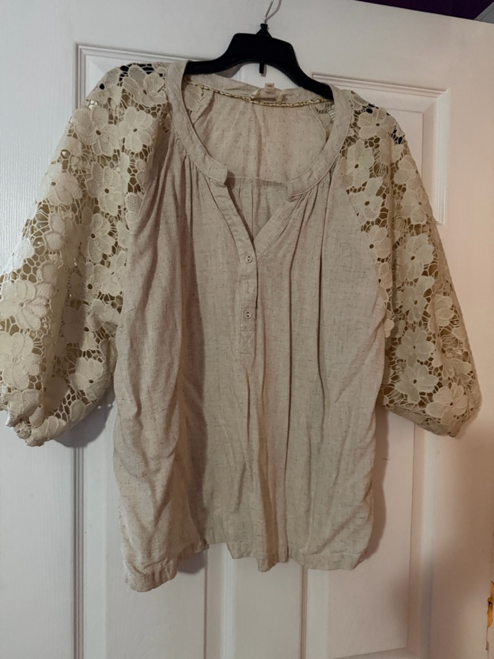 Women's Cream Lace Sleeve Top